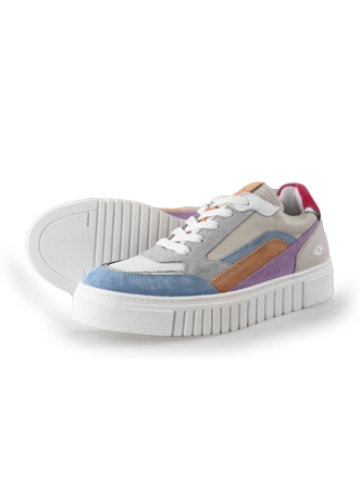 AQA Sneakers