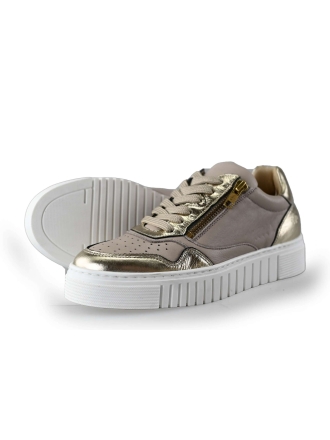 AQA Sneakers