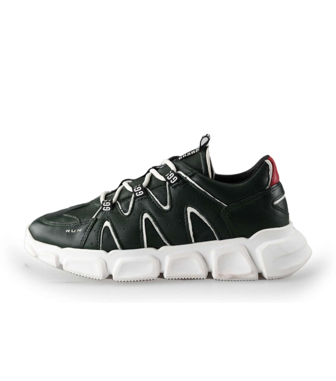 Giga Sneakers