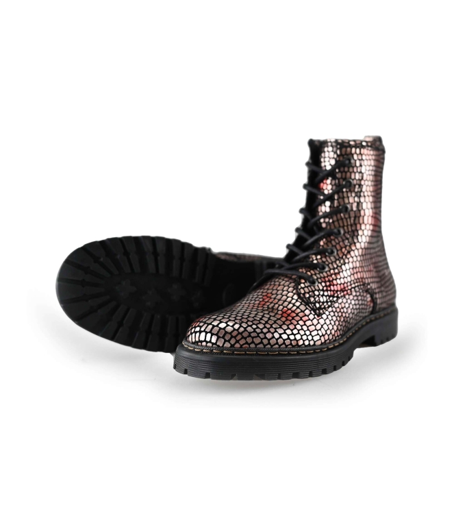 Giga Boots