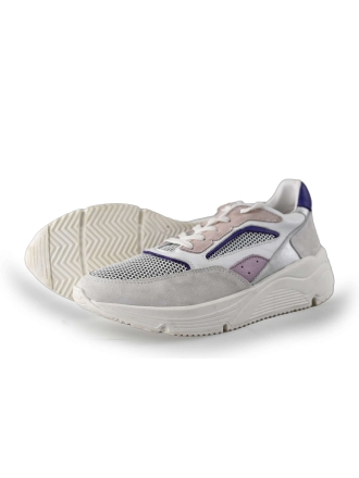 Giga Sneakers