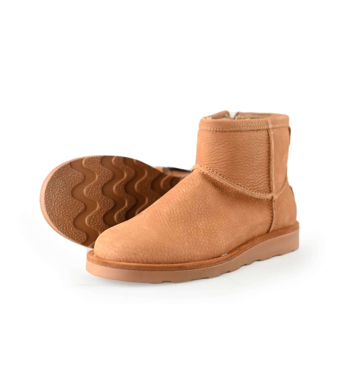 Giga Boots