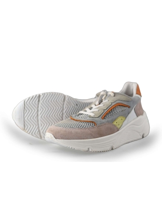 Giga Sneakers