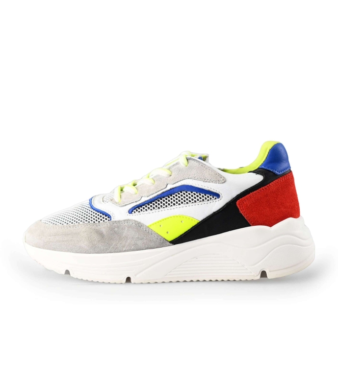 Giga Sneakers