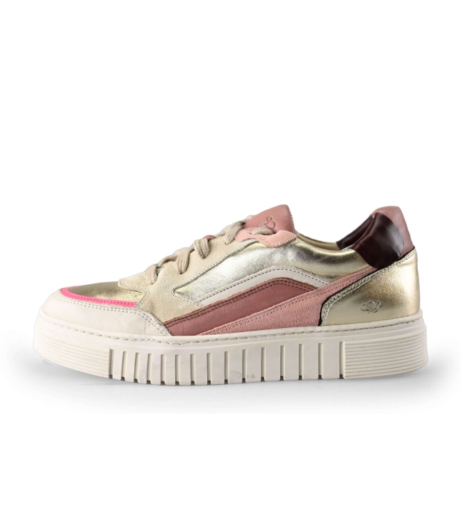 AQA Sneakers