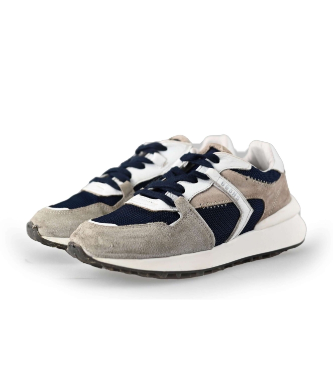 Giga Sneakers
