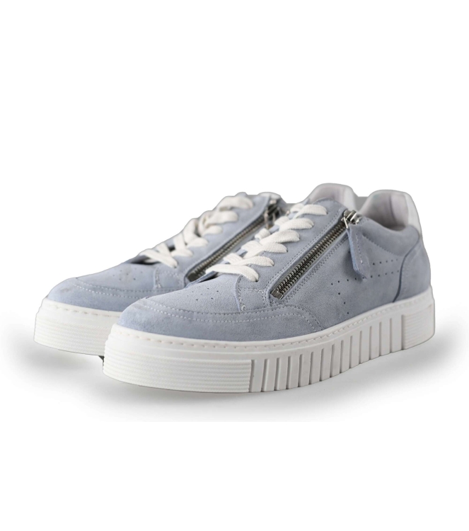 AQA Sneakers