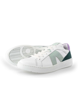 AQA Sneakers