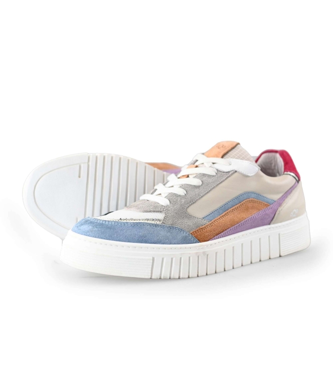 AQA Sneakers