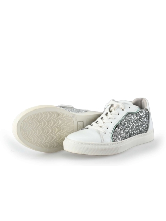 Giga Sneakers