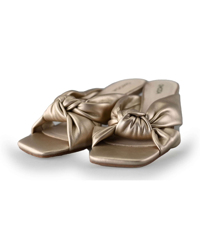 Omoda Pumps