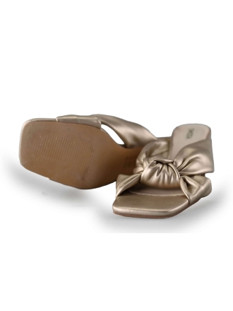 Omoda Pumps