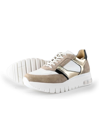 AQA Sneakers