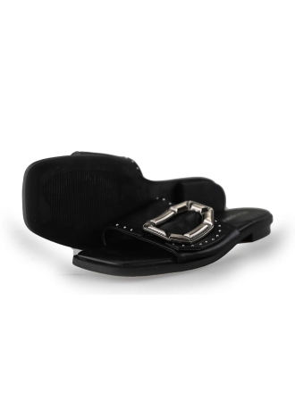 Noa Harmon Slippers