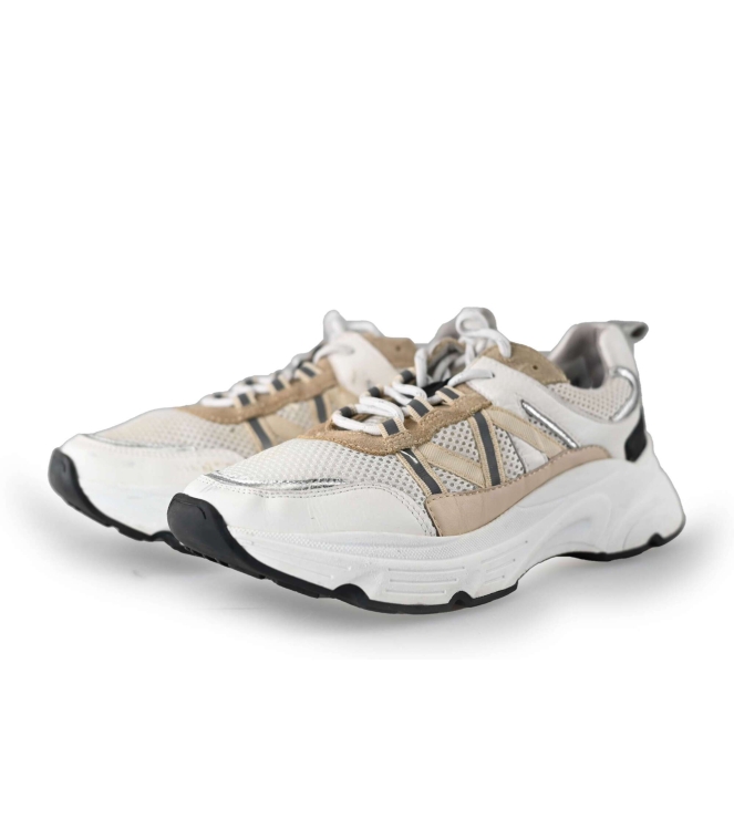 Omoda Sneakers