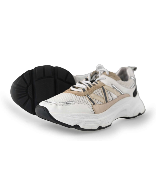 Omoda Sneakers