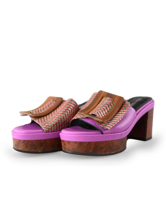 Noa Harmon Slippers