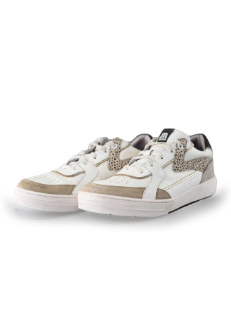 Maruti Sneakers