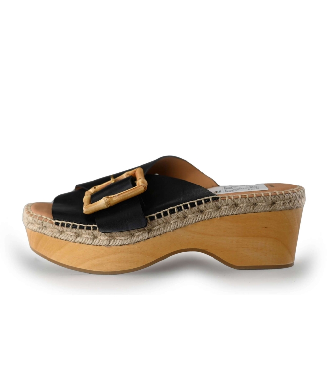 Omoda Slippers