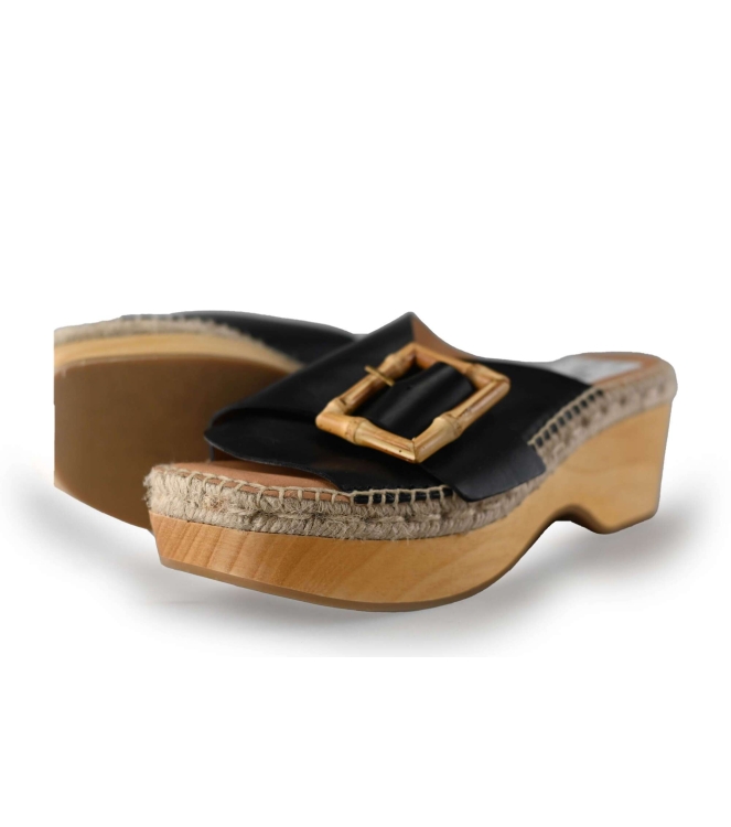 Omoda Slippers