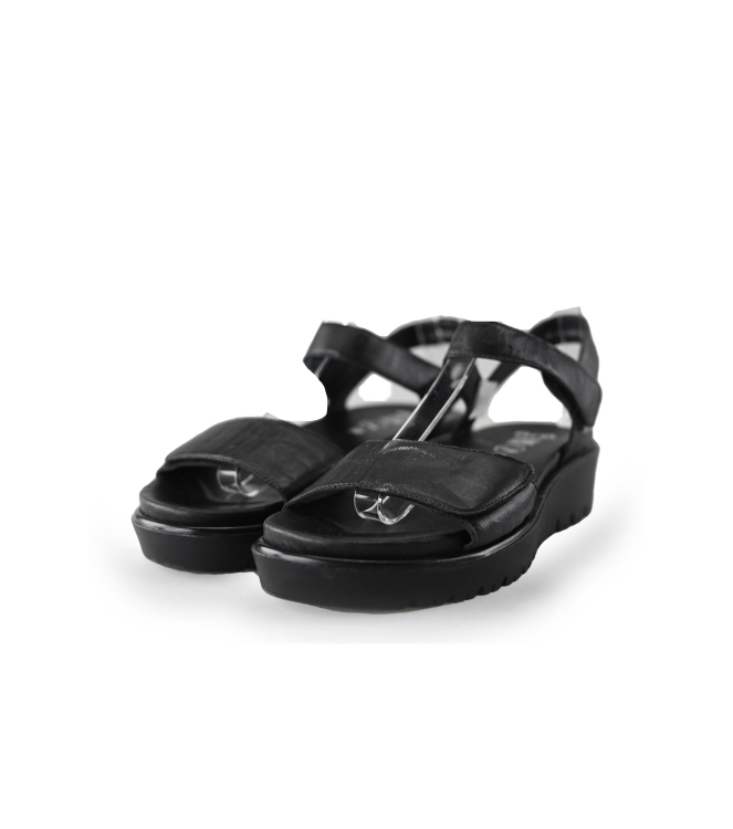 Ara Sandalen