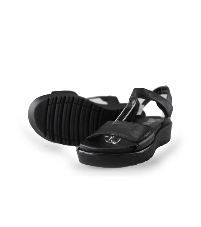 Ara Sandalen