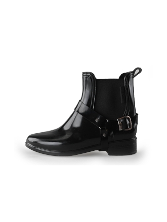 Chelsea boots