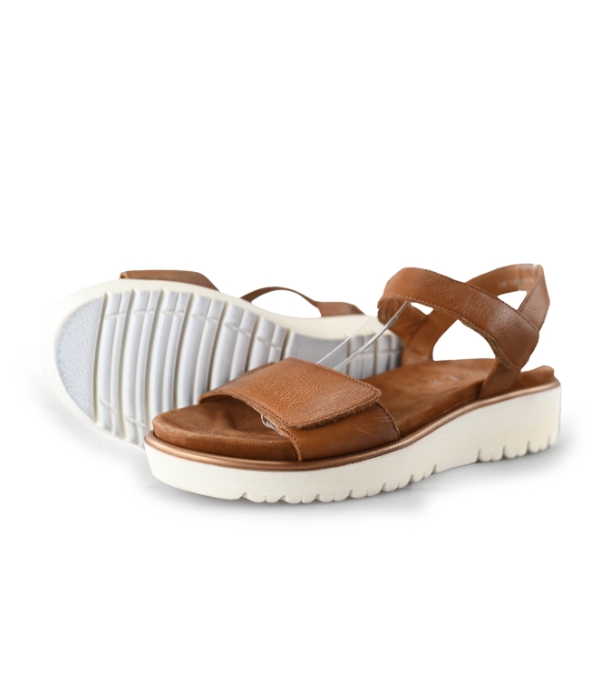 Ara Sandalen