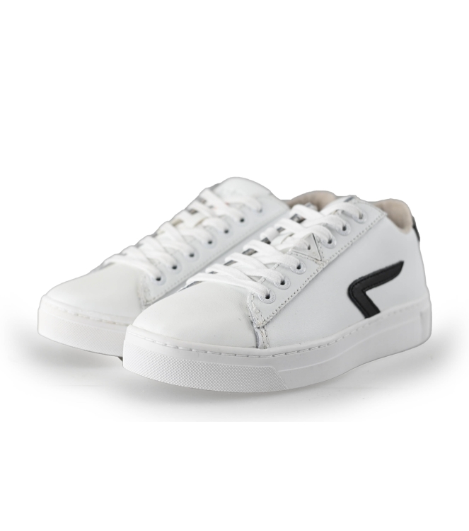 Hub Sneakers