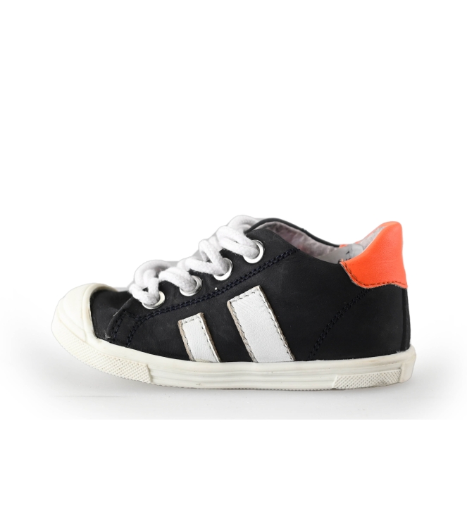 IK-KE Sneakers