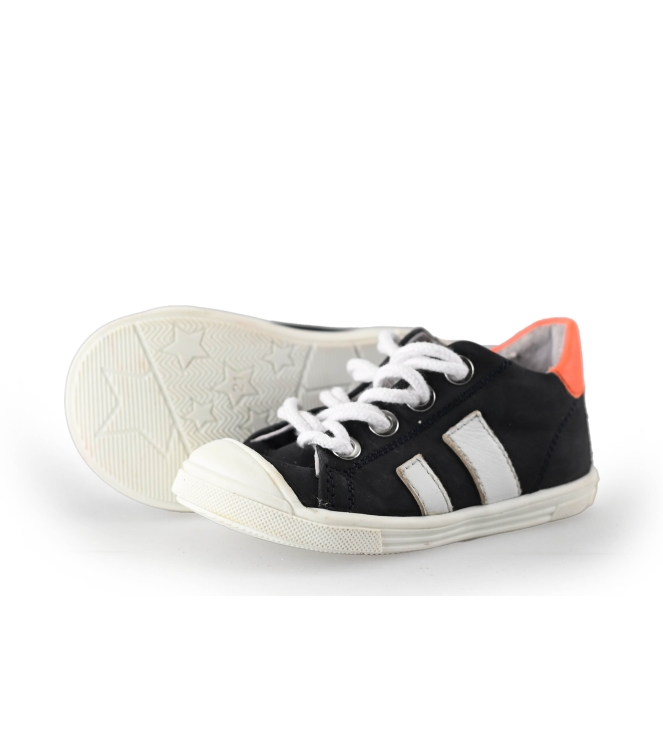 IK-KE Sneakers