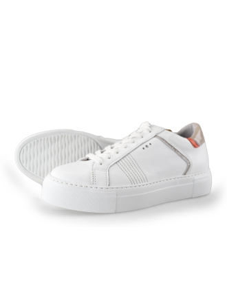 AQA Sneakers