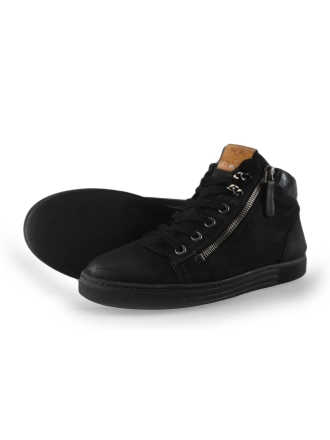 AQA Sneakers