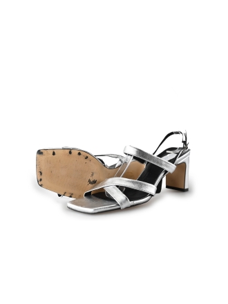 Notre-V Sandalen