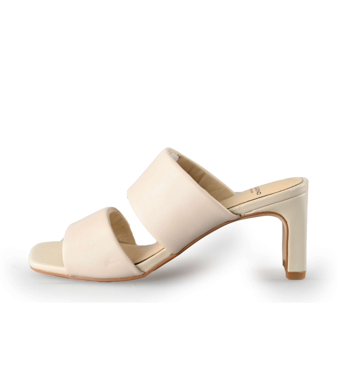 Vagabond Pumps