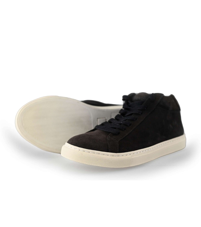 Avenue Sneakers