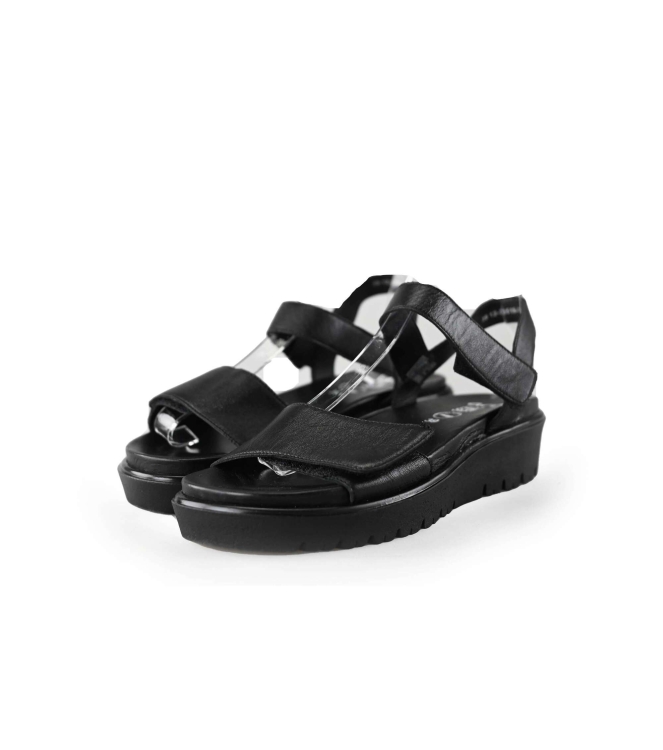 Ara Sandalen