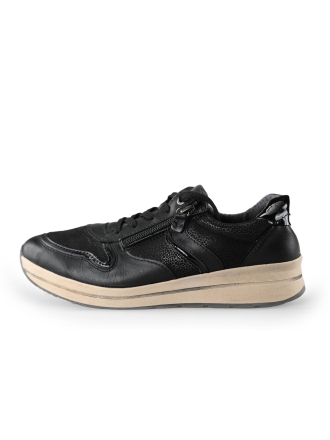 Sub55 Sneakers