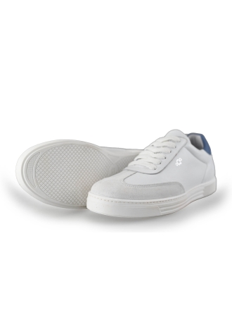 AQA Sneakers