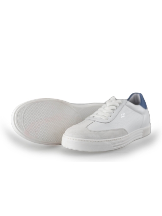 AQA Sneakers