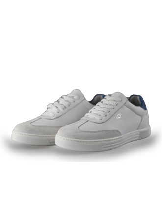 AQA Sneakers