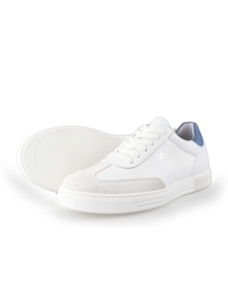 AQA Sneakers