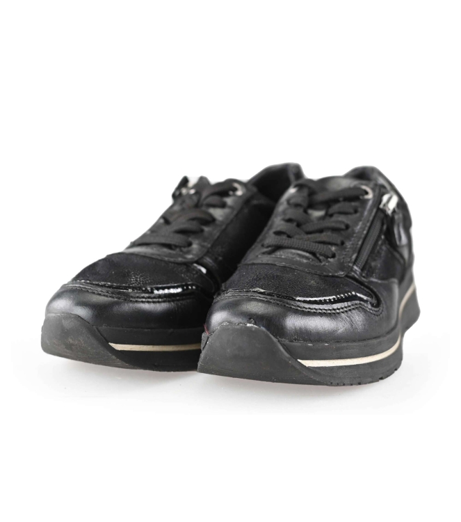 Feyn Sneakers