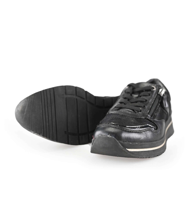 Feyn Sneakers