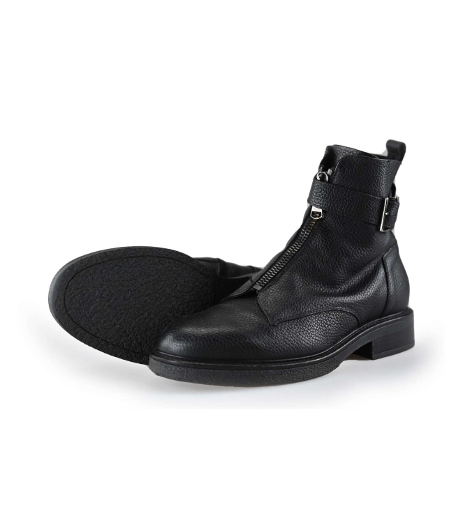 Biker boots