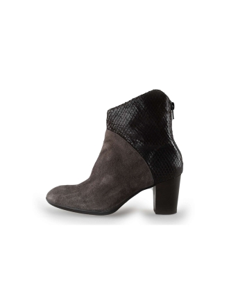 Omoda Enkellaarzen Bruin 230933