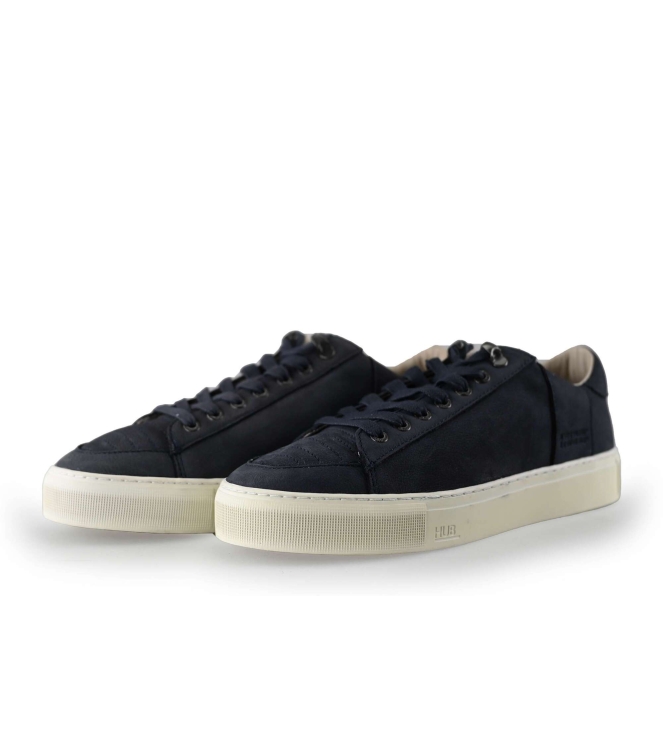 Hub Sneakers
