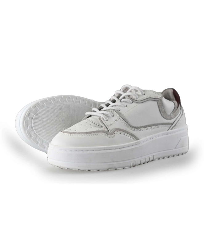 Omoda Sneakers