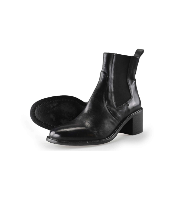 Goosecraft Chelsea boots