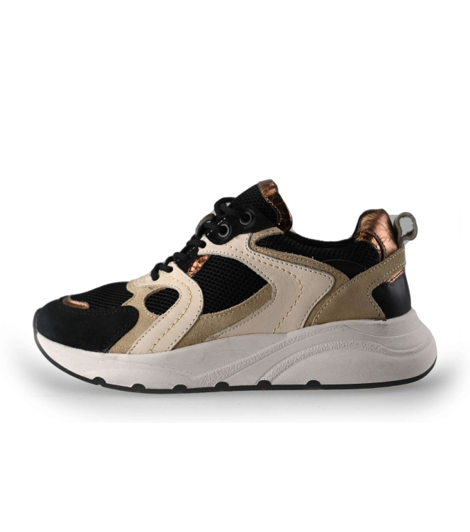 Omoda Sneakers